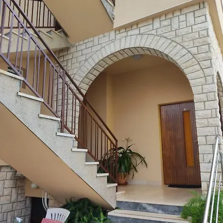 Mara * Porec