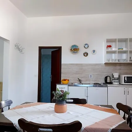 Apartment Mara