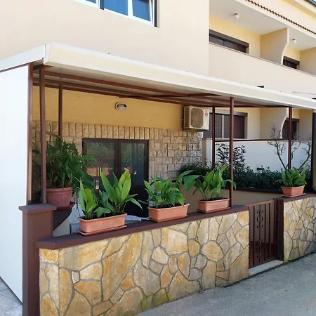 Apartment Mara Porec