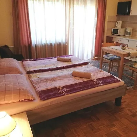 Mara Apartment Porec