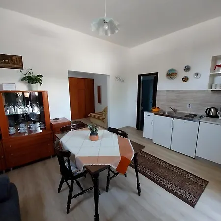 Mara Apartment